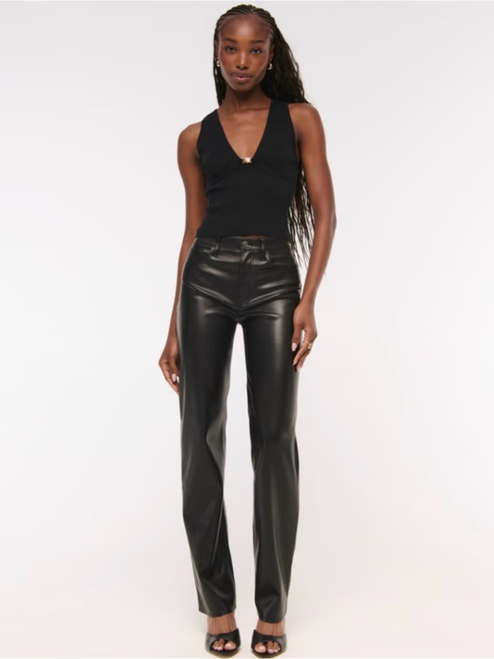 Abercrombie & Fitch Ultra High Rise 90s
Straight Vegan Leather Pants - Size 6/28